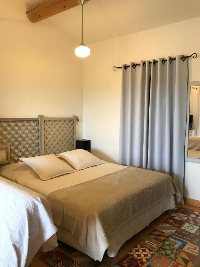 Chambres D'Hotes Et Gites Le Mas Mellou Orange  Exteriör bild