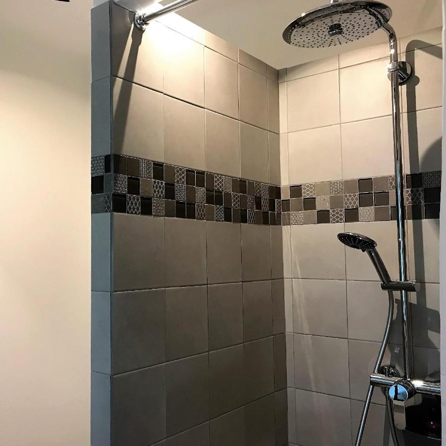 Chambres D'Hotes Et Gites Le Mas Mellou Orange  Exteriör bild